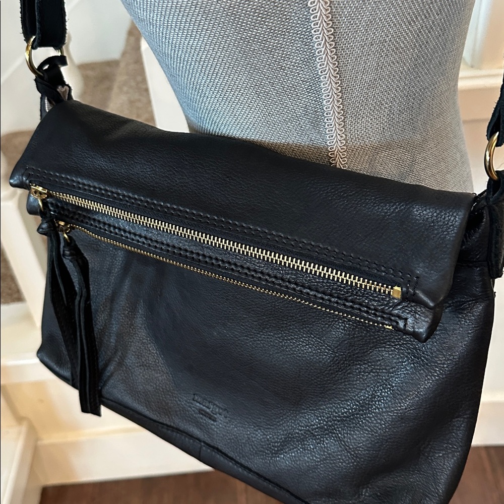 Margo leather messenger bag - Picture 3 of 11